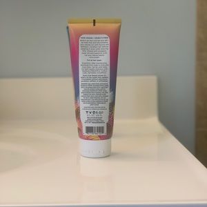 Pacifica Pineapple Curls